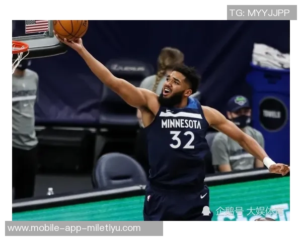 爱德华兹首节表现出色9投4中三分球命中率待提高 爱德华兹首节表现出色9投4中三分球命中率待提高